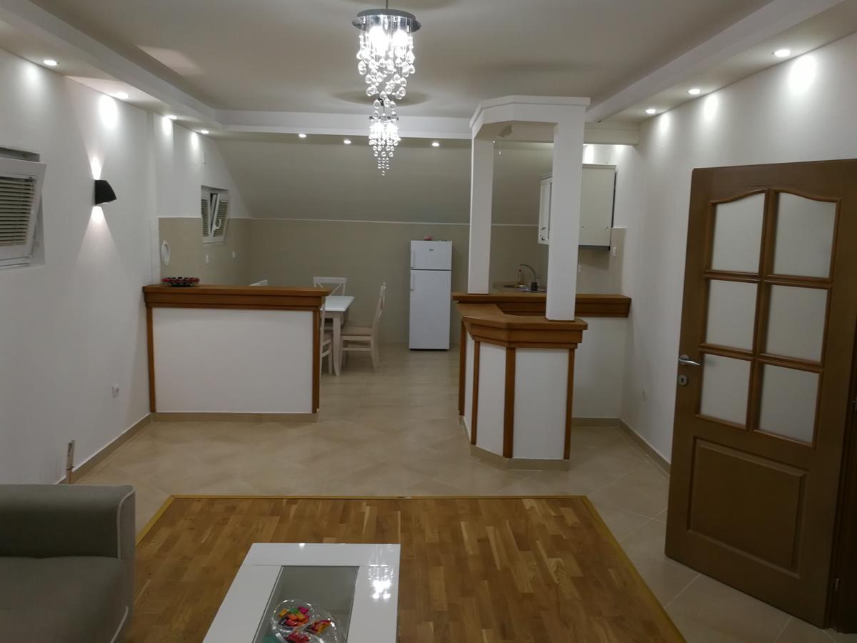 Apartment Misulino Котор Екстериор снимка